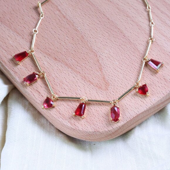 Chic Gold Necklace with Ruby Accents Luxury Jewelry Comes with Dust Bag - Picture 2 of 2